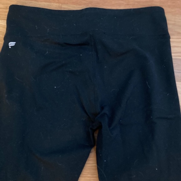 Black (low rise) Fabletics power hold leggings - Picture 2 of 5
